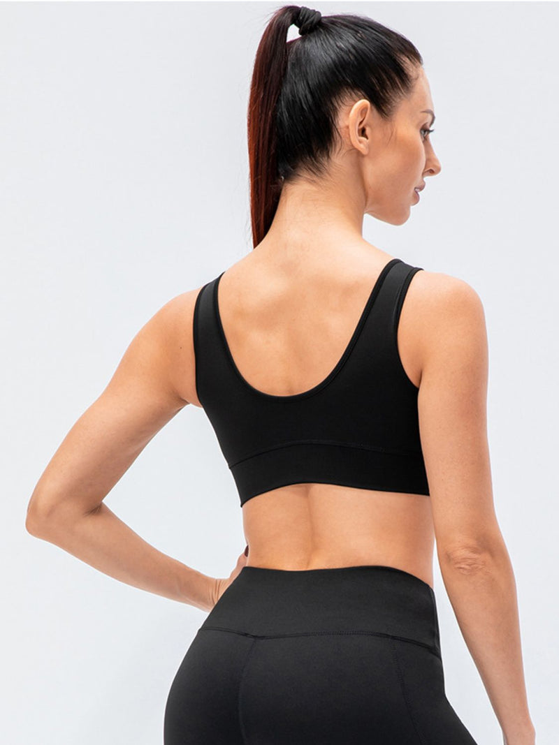 Scoop Neck Padded Sports Bra