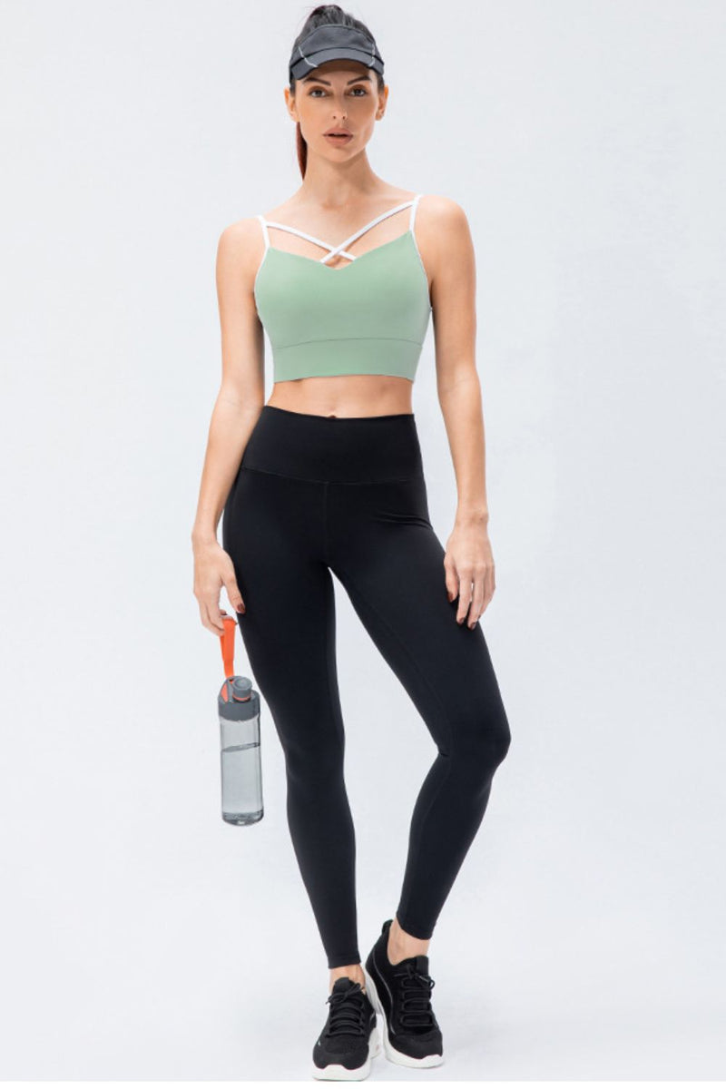 Contrast Crisscross Strap Sports Bra