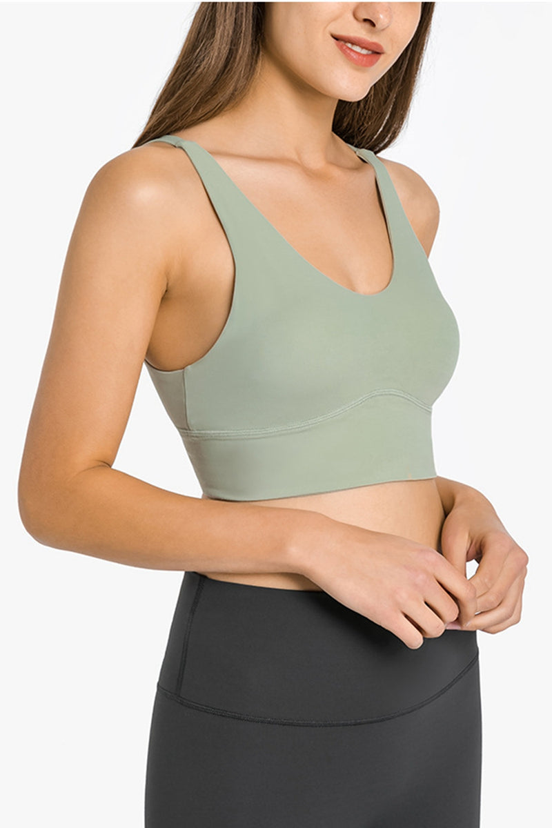 Crisscross Scoop Neck Sports Bra