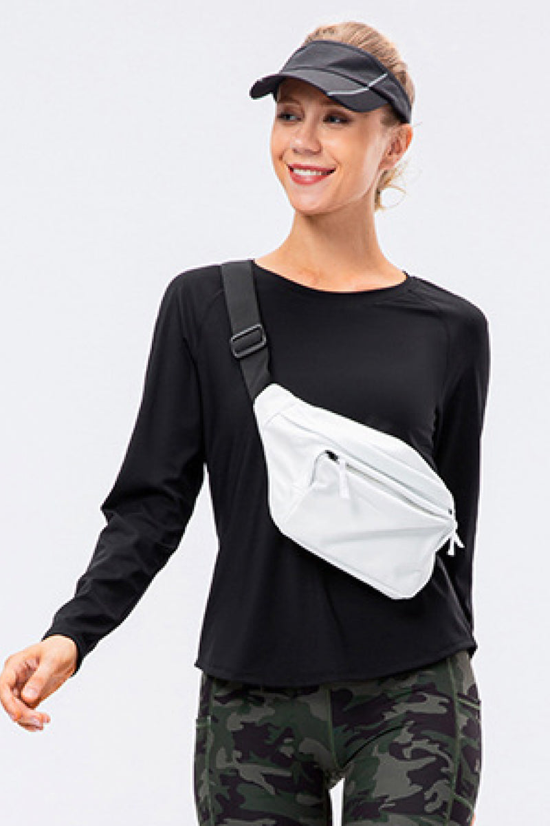 Raglan Sleeve Round Neck Athletic Top